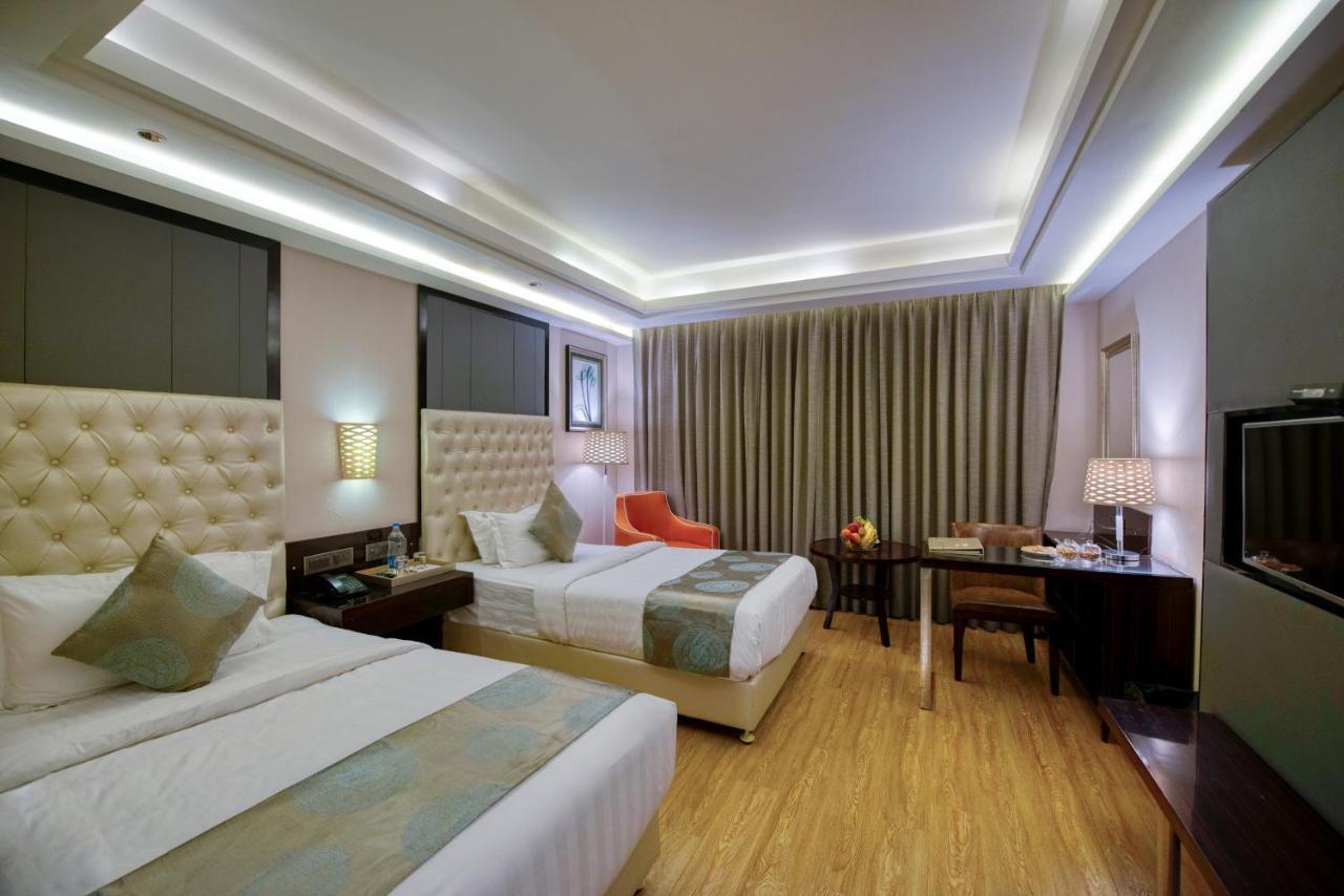 Om Clarks Inn Raebareli Dış mekan fotoğraf