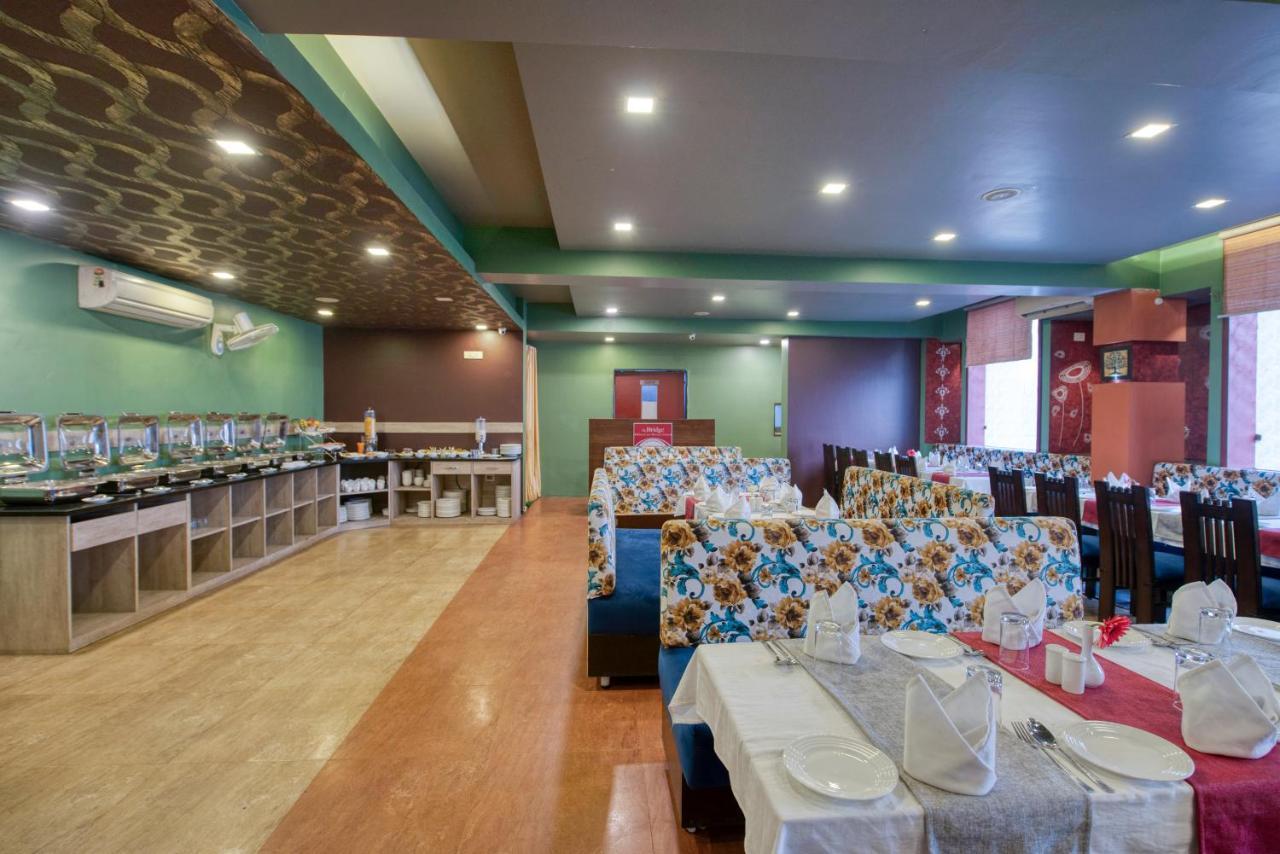 Om Clarks Inn Raebareli Dış mekan fotoğraf
